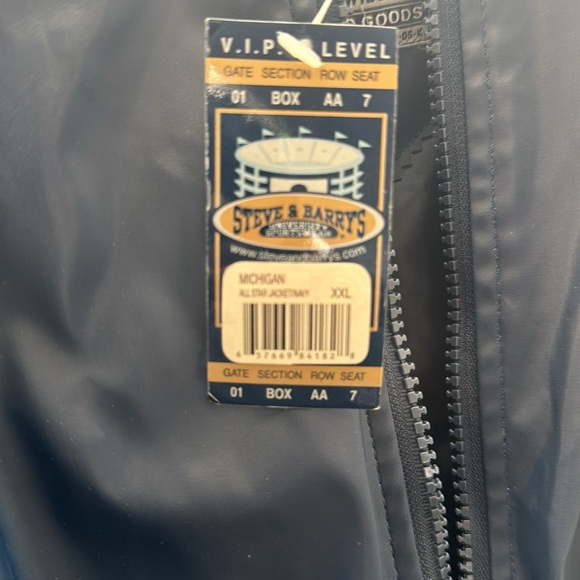 Steve & Barry’s Wolverines Michigan Jacket - Picture 8 of 8